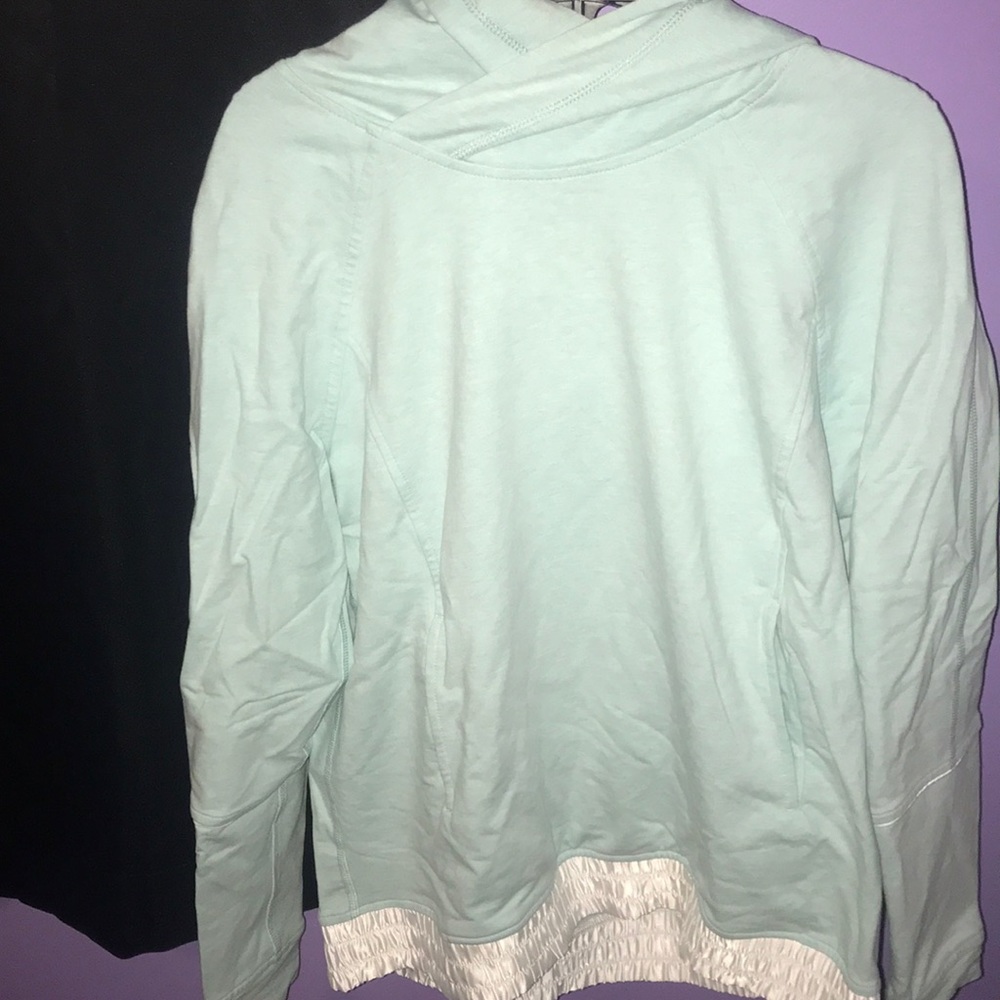lululemon light blue pullover
